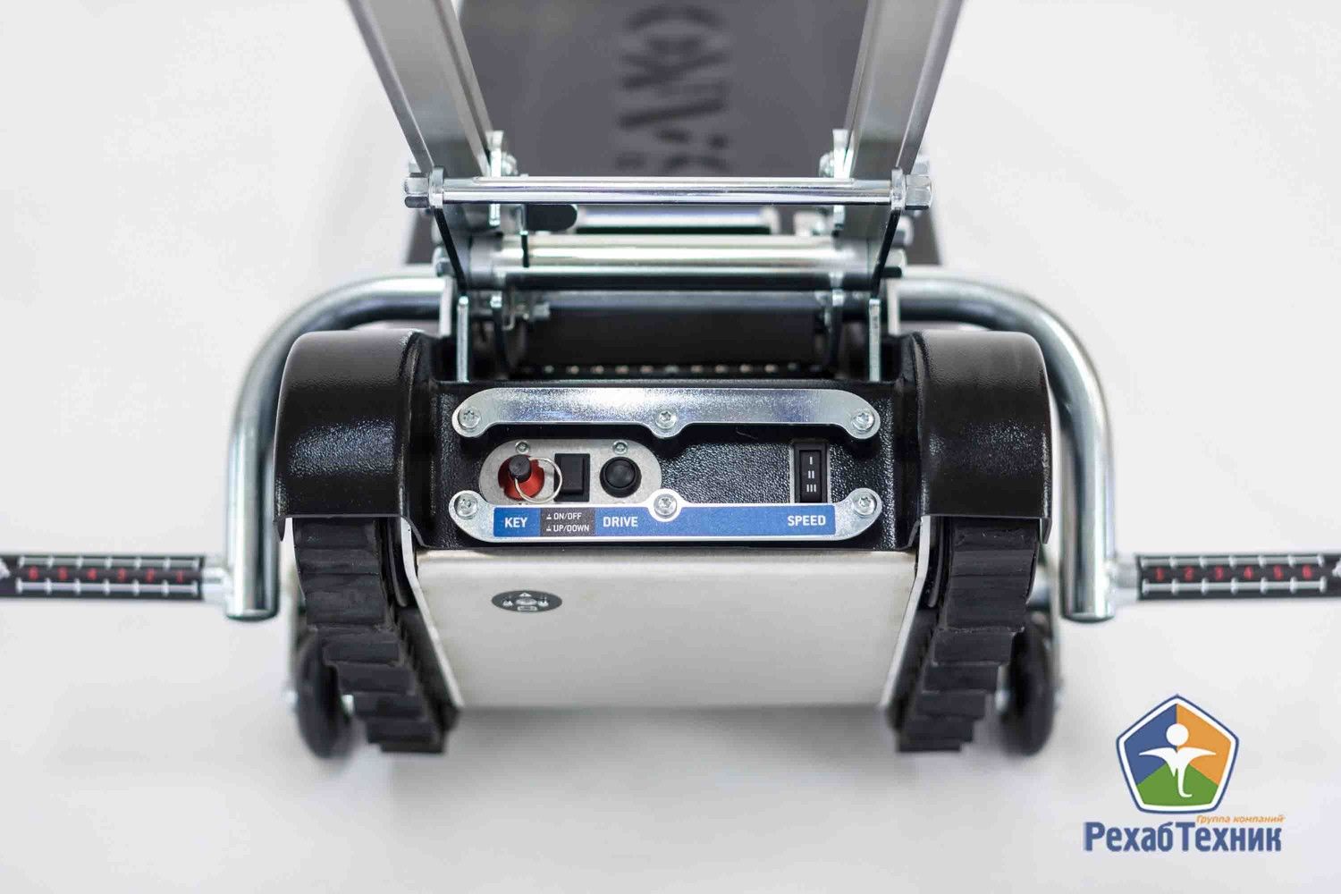 Наклонный подъемник для инвалидов гусеничный PTR 130 SANO купить в OrtoMir24